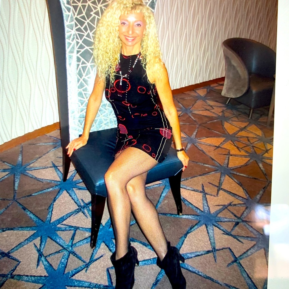 Bebe Sexy Mini geometric design dress.